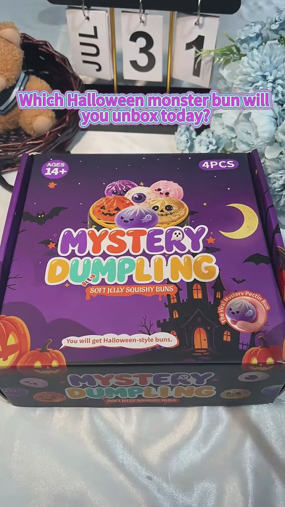 halloween-ghost-maruko-squeeze TikTok video
